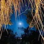 White Rooms And Camping Drymades Dhermi