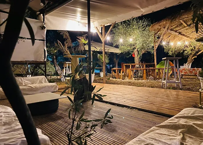 White Rooms And Camping Drymades Dhermi