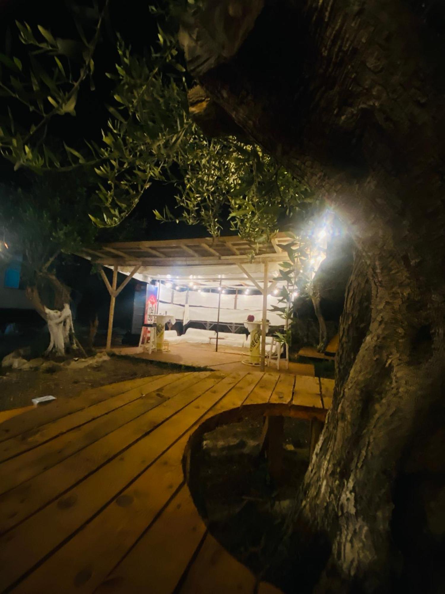 Apartamento White And Camping Drymades *