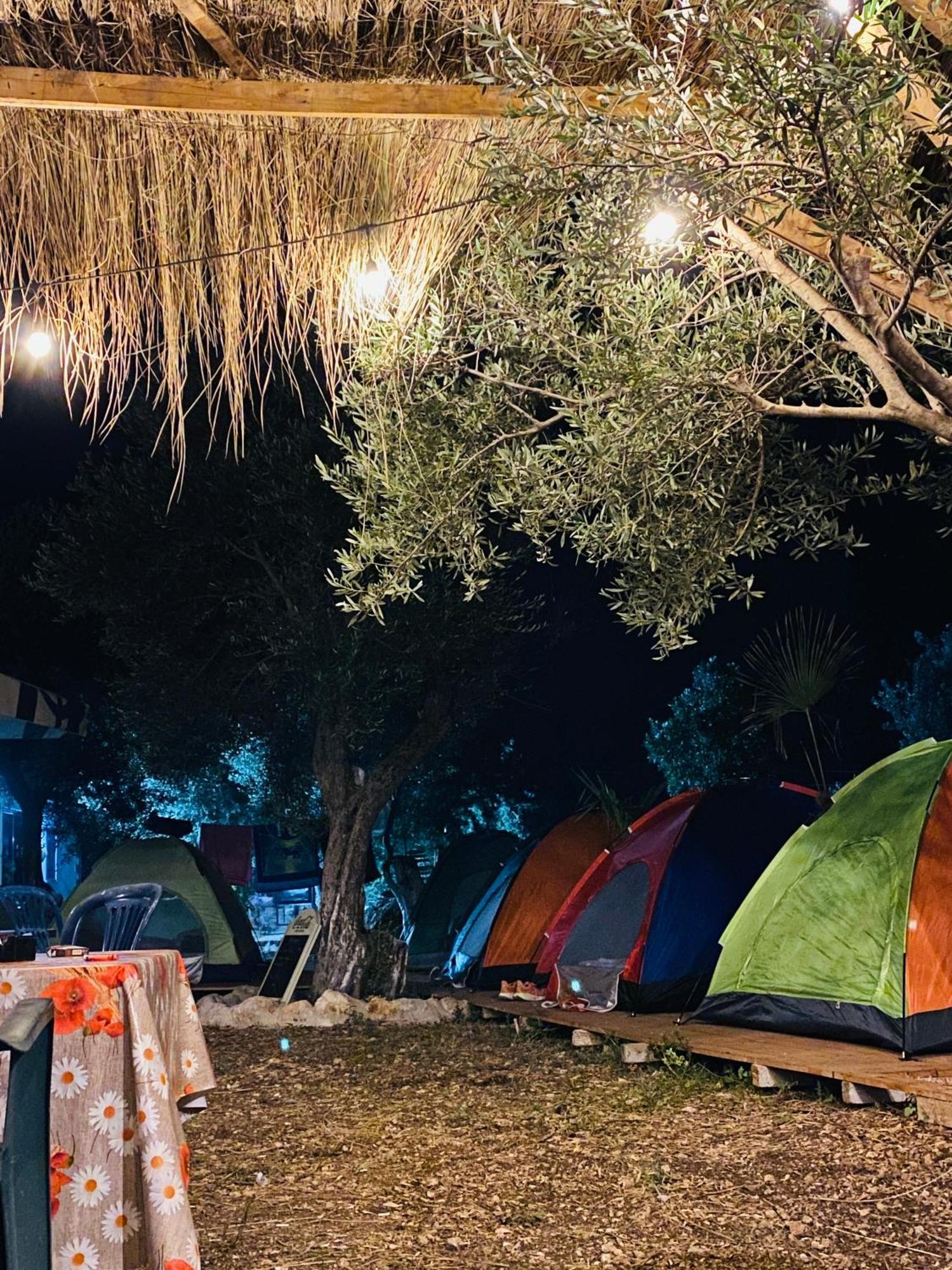 White And Camping Drymades Apartamento Dhërmi