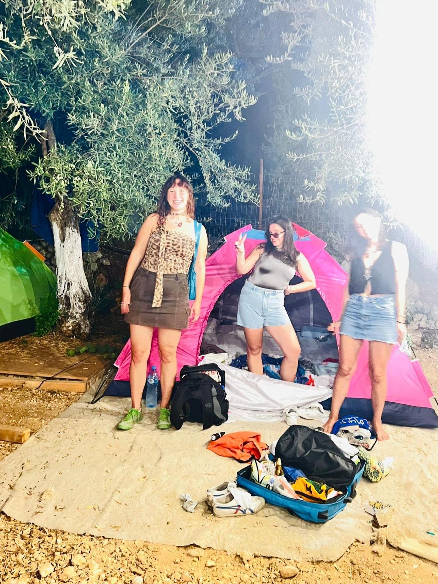 Apartamento White And Camping Drymades